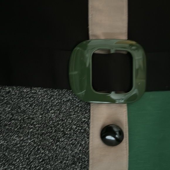 J Taylor - ADORABLE 🥰 Mixed Media Dress w/Faux Belt Buckle /Buttons- Size 4 - Picture 12 of 14